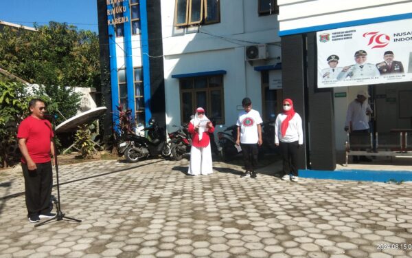 Upacara Pembukaan Pelaksanaan Lomba di Kantor Kecamatan Mamuju Dalam Rangka Memeriahkan HUT RI ke-79	 Upacara Pembukaan Pelaksanaan Lomba di Kantor Kecamatan Mamuju Dalam Rangka Memeriahkan HUT RI ke-79