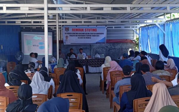 REMBUK STUNTING  Mewujudkan komitmen bersama dalam strategi konvergensi percepatan penurunan stunting tahun 2024 KECAMATAN MAMUJU