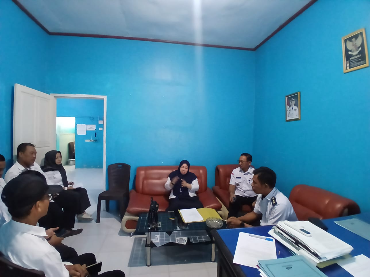Koordinasi program pemanfaatan pekarangan dan pemantauan stunting di Kelurahan Karema